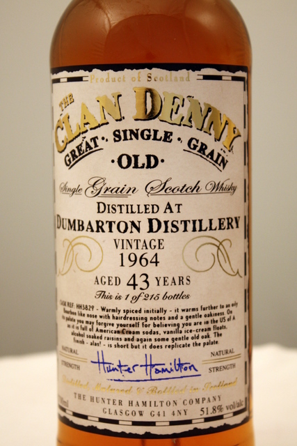 Clan Denny 1964 front detailed image of bottle Clan Denny 1964 front detailed image of bottle