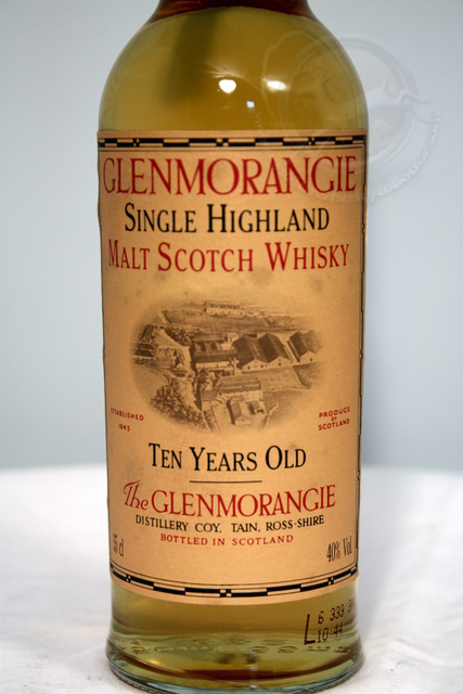 Glenmorangie front detailed image of bottle