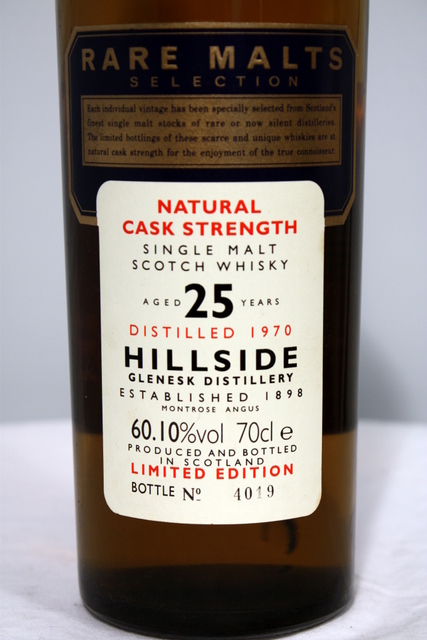 Hillside front detailed image of bottle