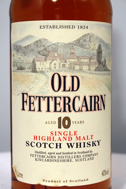 Old Fettercairn front detailed image of bottle